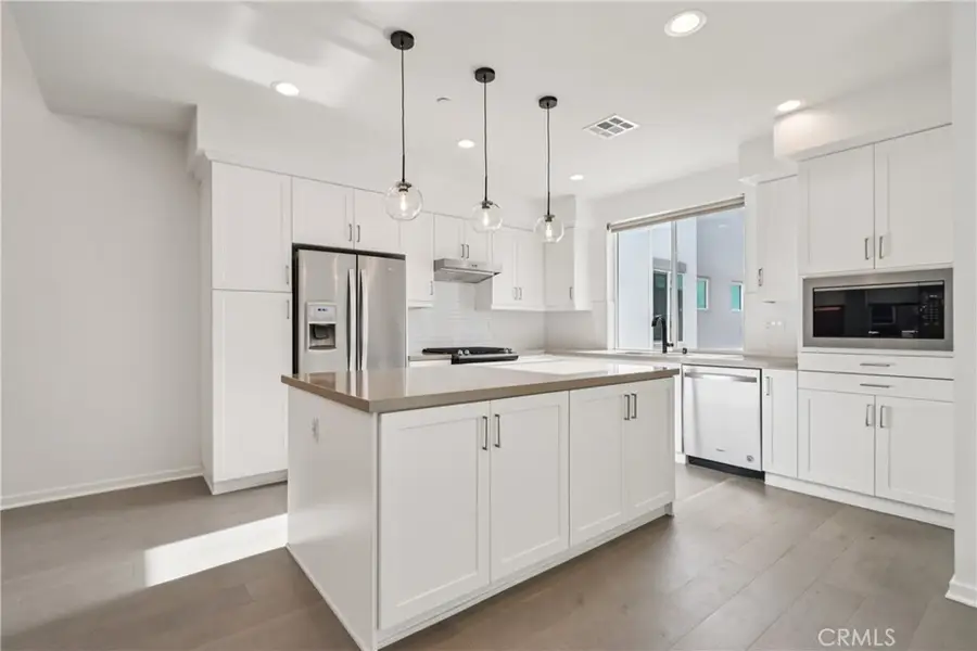 170 Fable, Irvine, CA 92618 - Image #2