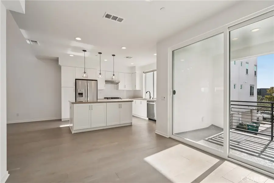 170 Fable, Irvine, CA 92618 - Image #3