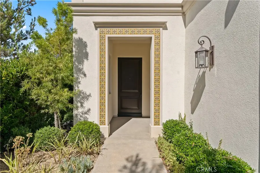 100 Viano, Irvine, CA 92602 - Image #3
