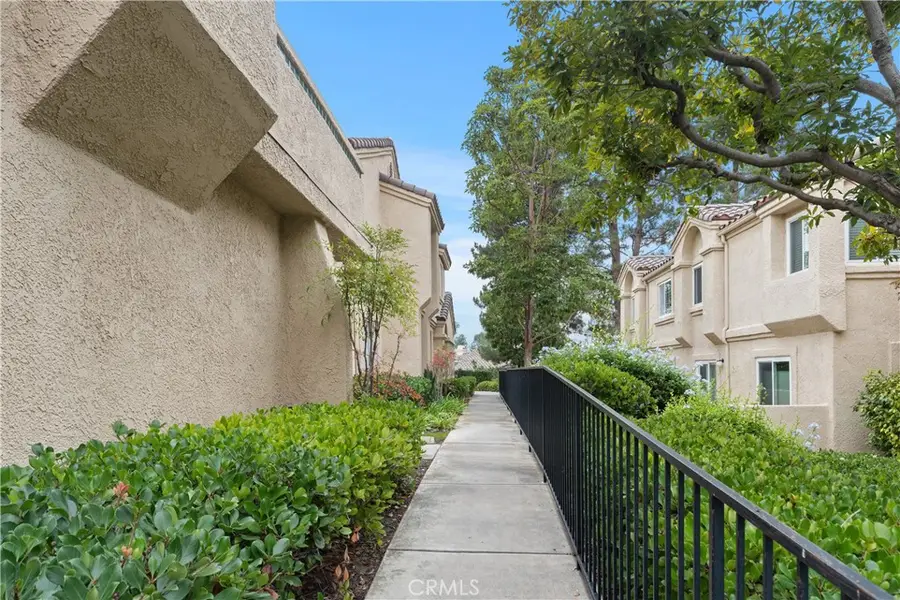 21175 Gladiolos, Lake Forest, CA 92630 - Image #2