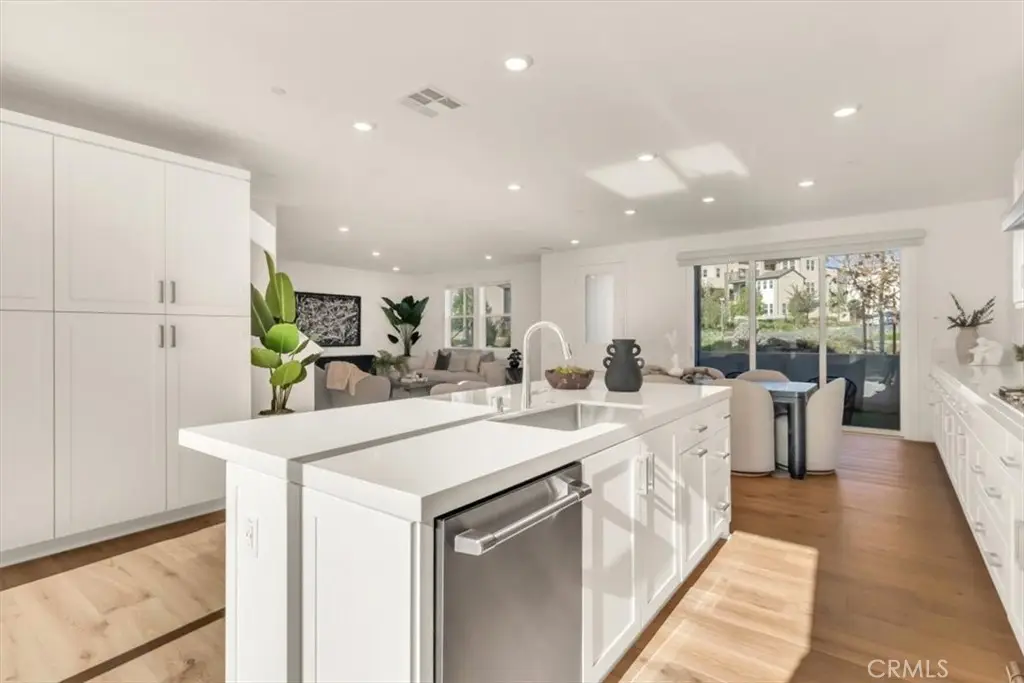 214 Tank, Irvine, CA 92618 - #1