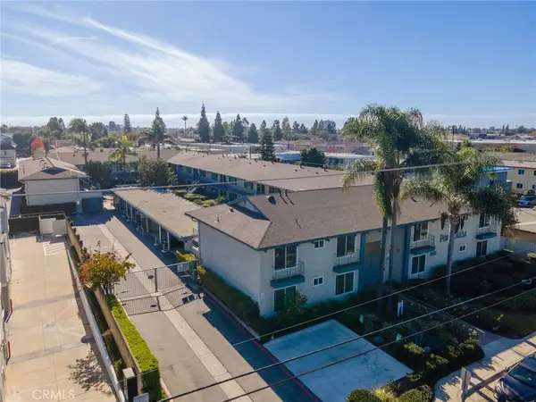 365 W Wilson Street, Costa Mesa, CA 92627
