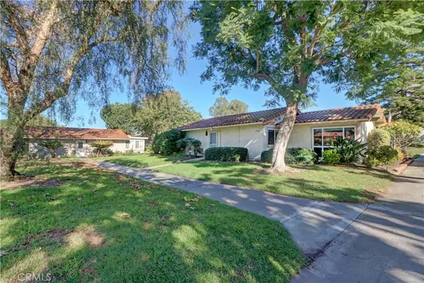 3008 Via Buena #A, Laguna Woods, CA 92637