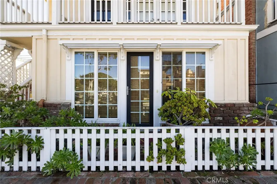 330 Marguerite #A, Corona Del Mar, CA 92625 - Image #2