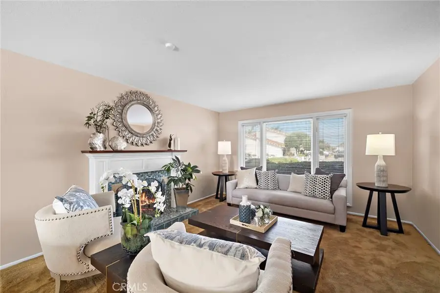 11130 Stonecress Avenue, Fountain Valley, CA 92708 - Image #3