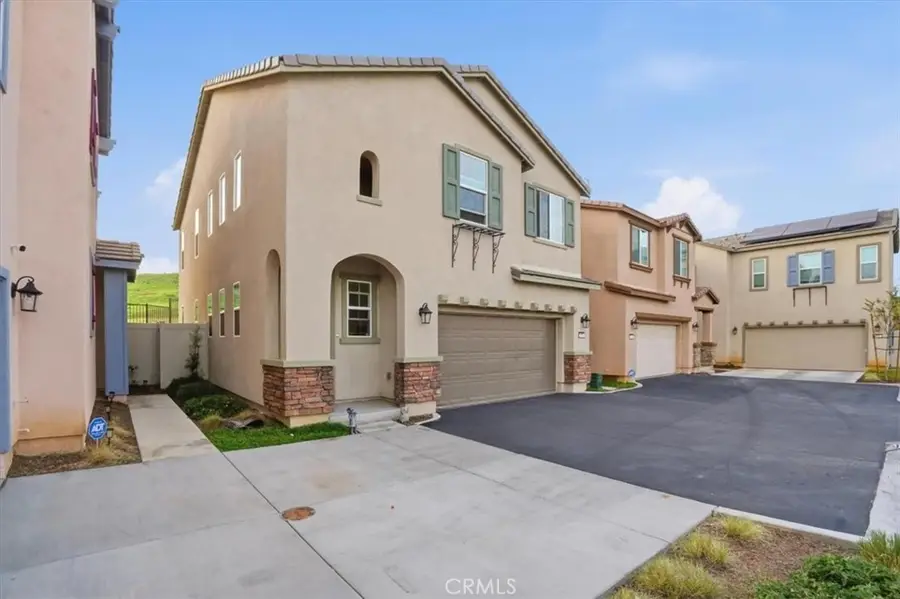 556 Enzo Street, Lake Elsinore, CA 92530 - Image #3