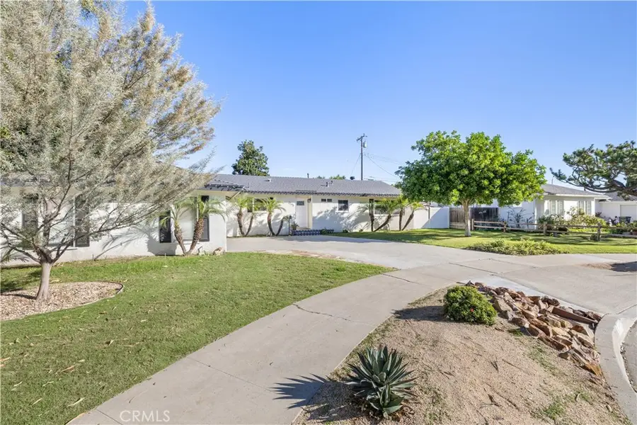 2195 Harwood N, Orange, CA 92865 - Image #2