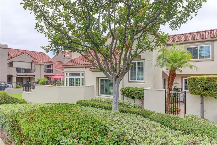 21982 Kitridge #143, Mission Viejo, CA 92692 - Image #2