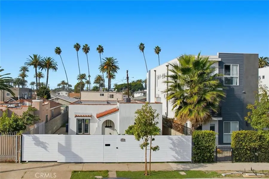 2805 S La Brea Avenue, Los Angeles, CA 90016 - #3