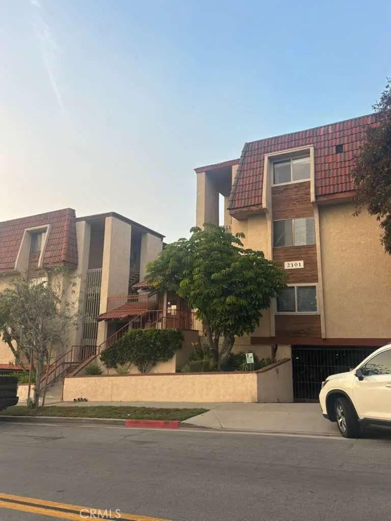 2101 E 21st, Signal Hill, CA 90755 - Image #3