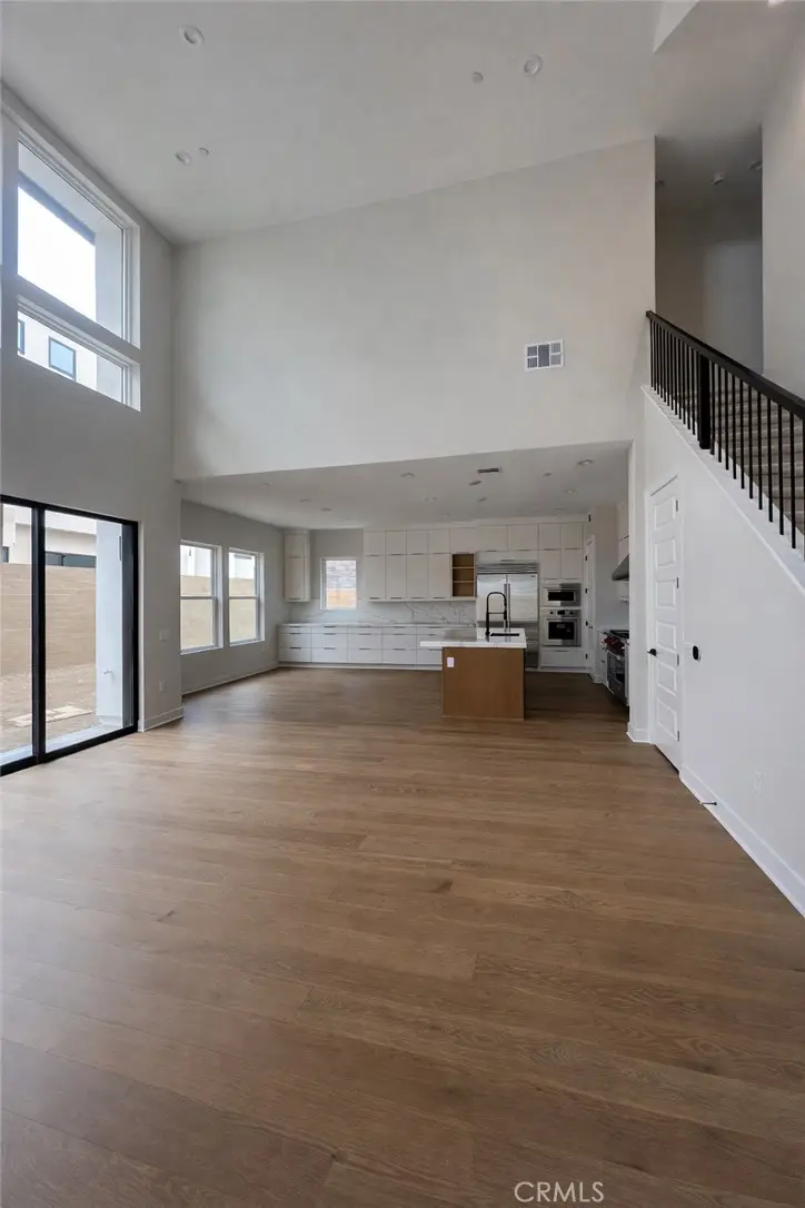 216 Stage, Irvine, CA 92618 - Image #3