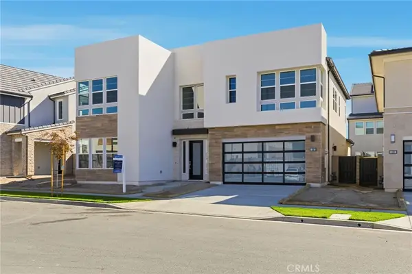 130 Paddlewheel, Lake Forest, CA 92630