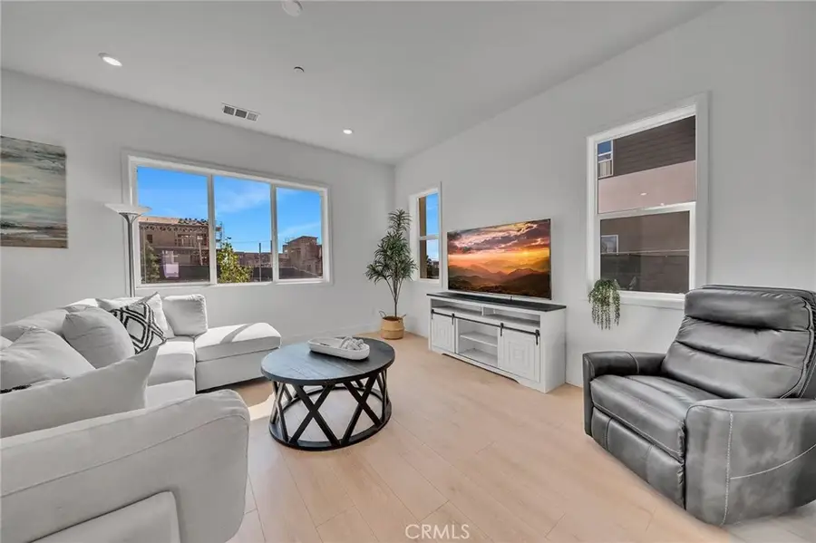 414 Treble, Irvine, CA 92618 - #3