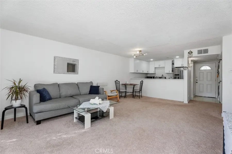 324 Tangelo #325, Irvine, CA 92618 - Image #3