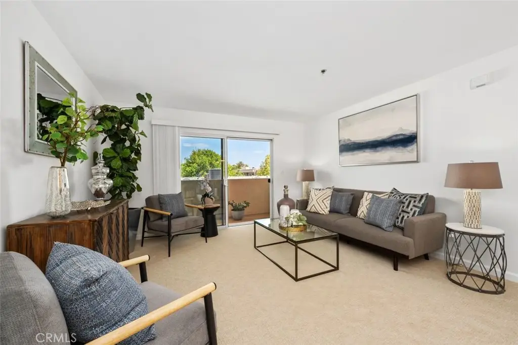 4501 Cedros #338, Sherman Oaks, CA 91403 - Image #1