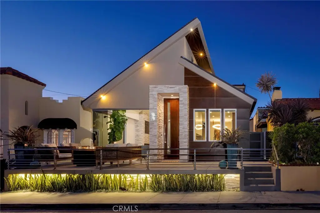 29 W Neapolitan, Long Beach, CA 90803 - Image #1