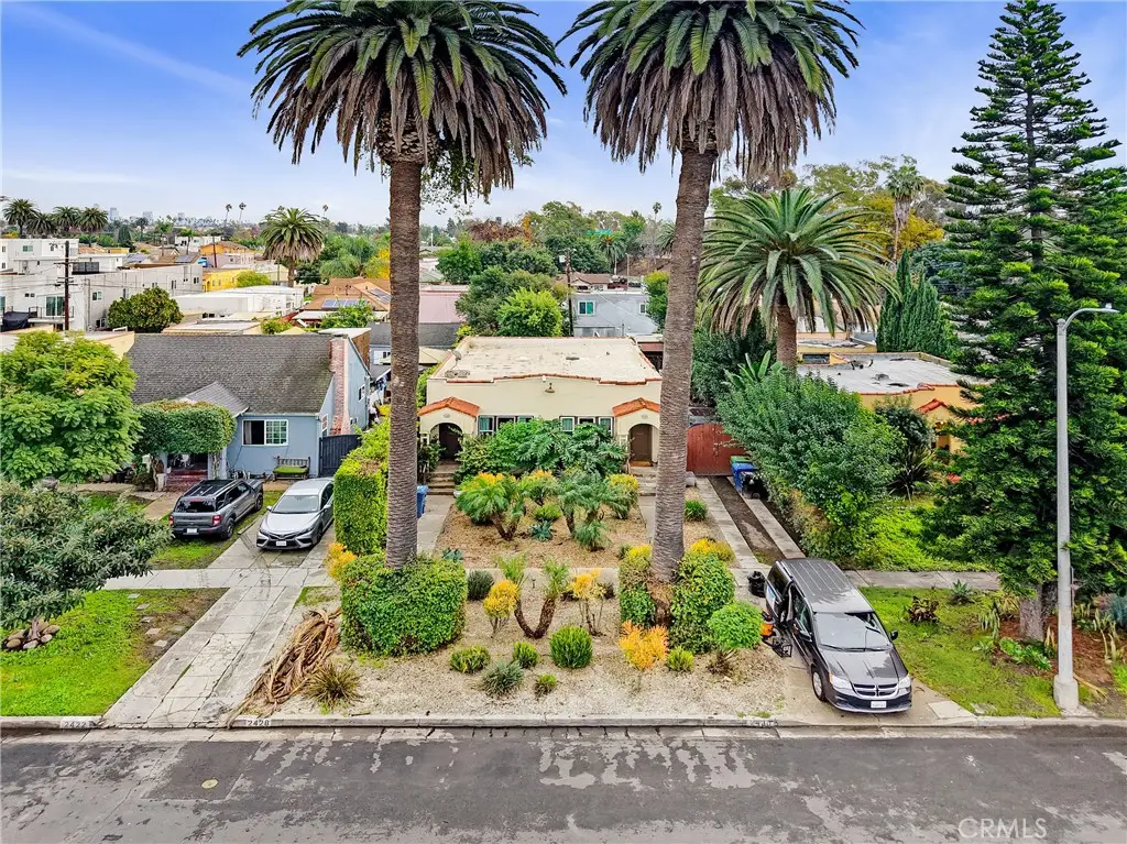 2428 S Dunsmuir, Los Angeles, CA 90016 - #1