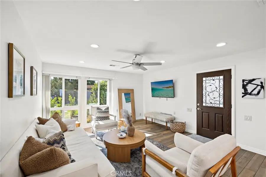 2119 U Via Puerta, Laguna Woods, CA 92637 - Image #3