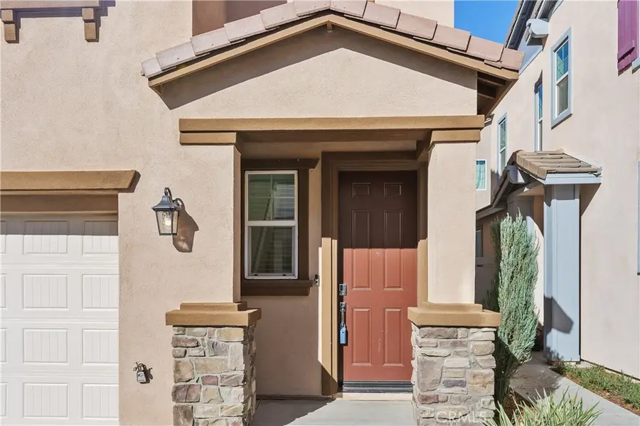 913 Helena Ridge, Lake Elsinore, CA 92530 - Image #3