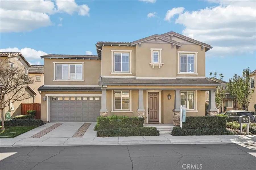 246 W Pebble Creek Ln, Orange, CA 92865 - Image #2