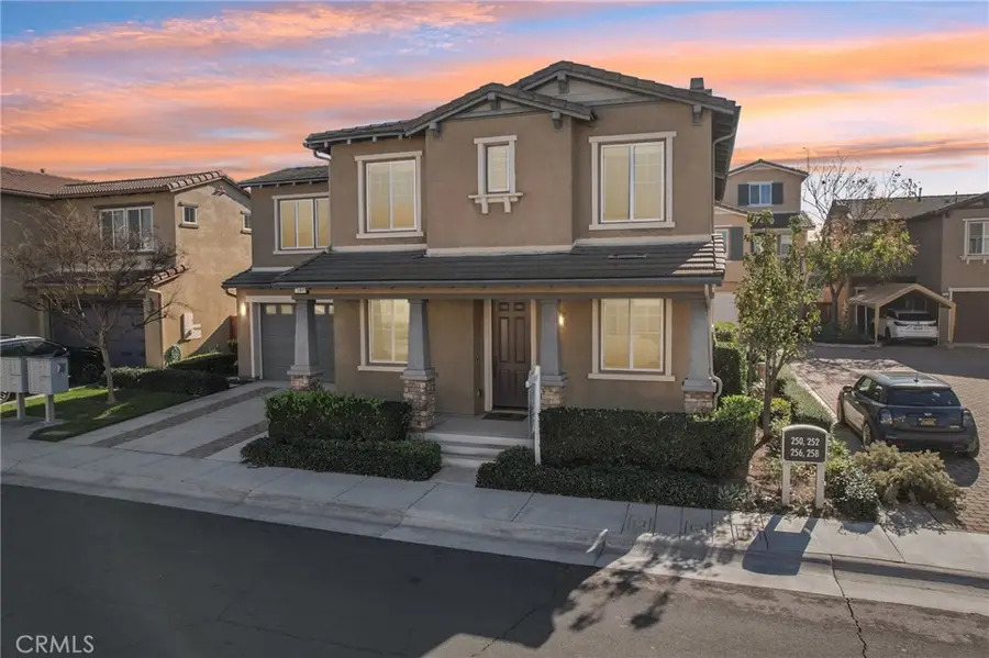 246 W Pebble Creek Ln, Orange, CA 92865 - Image #3