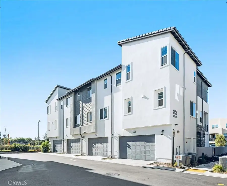 158 Restore, Irvine, CA 92618 - Image #2