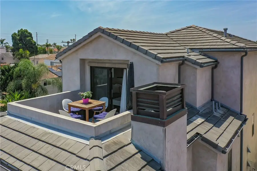 1017 Delaware Street, Huntington Beach, CA 92648 - Image #2