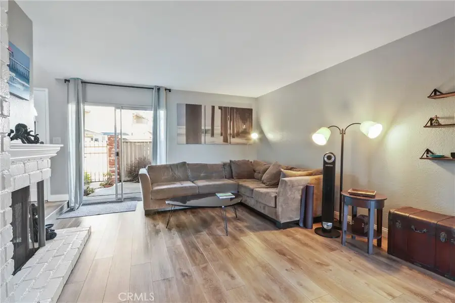 16611 Sell #24, Huntington Beach, CA 92649 - Image #2