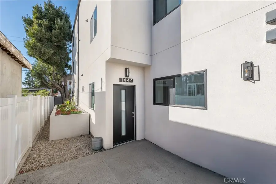 1444 W 37th Street, Los Angeles, CA 90018 - #3