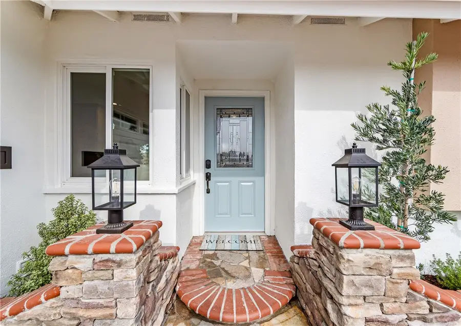 5281 Meadowlark, Huntington Beach, CA 92649 - Image #2