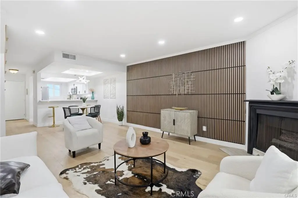 11119 Camarillo #104, North Hollywood, CA 91602 - Image #1