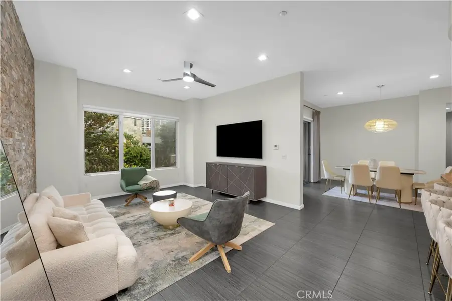 21 Gramercy #220, Irvine, CA 92612 - Image #3