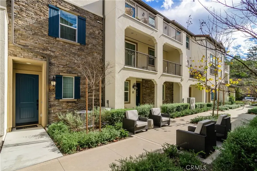 125 Lugo Lane, Mission Viejo, CA 92692 - Image #2