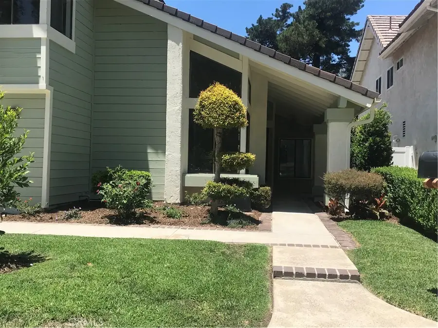 27 Alameda, Irvine, CA 92620 - #2