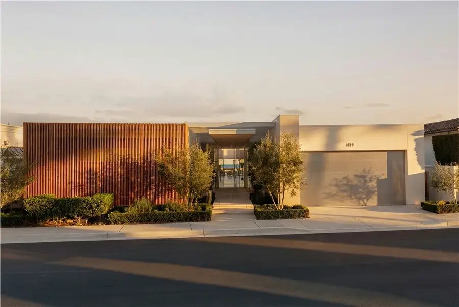 1119 Dolphin, Corona Del Mar, CA 92625 - Image #2