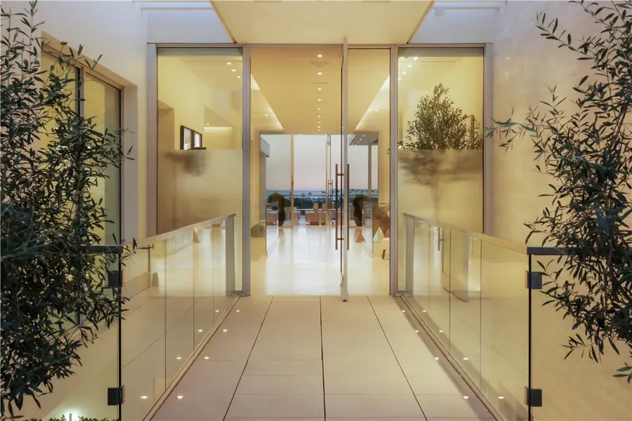 1119 Dolphin, Corona Del Mar, CA 92625 - Image #3