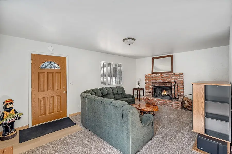 523 Wabash Lane, Sugarloaf, CA 92386 - #3