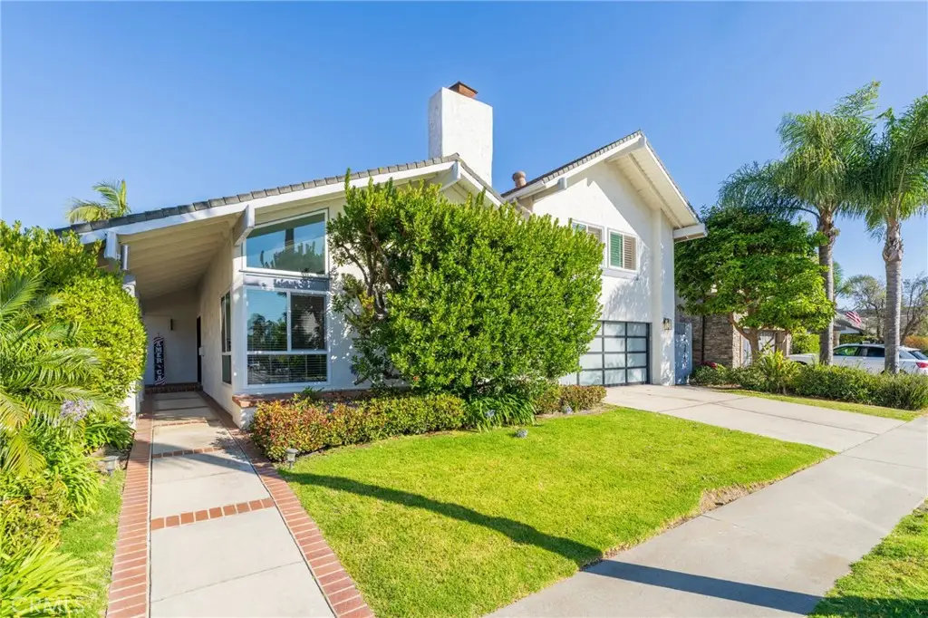 3962 Mistral, Huntington Beach, CA 92649 - #1
