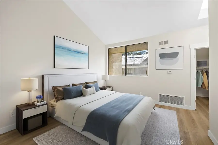 234 Pineview, Irvine, CA 92620 - Image #3