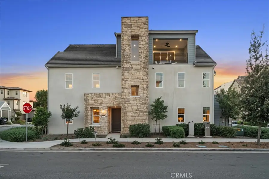 126 Scale, Irvine, CA 92618 - Image #2