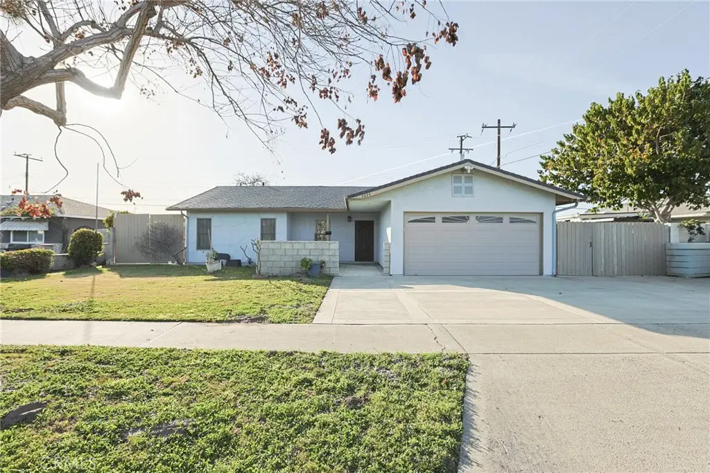 1014 Sheffield, Santa Ana, CA 92703 - #1