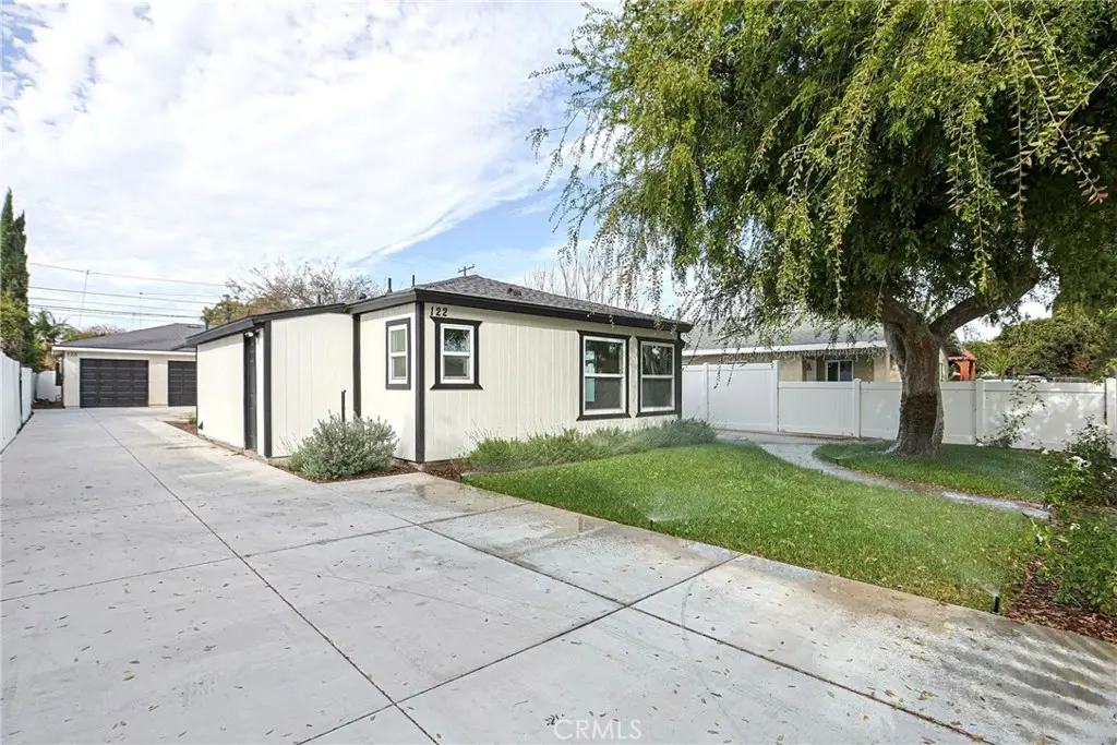 122 N Bewley Street, Santa Ana, CA 92703 - Image #1