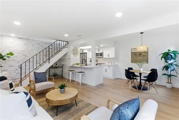 16395 Del Oro Circle, Huntington Beach, CA 92649