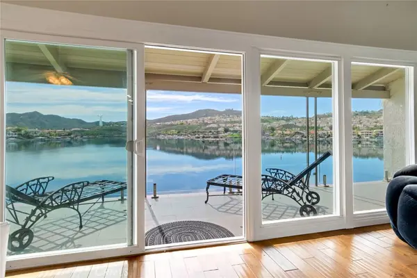 22196 Treasure Island, Canyon Lake, CA 92587
