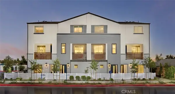 1320 W Oakcrest Paseo, Ontario, CA 91762