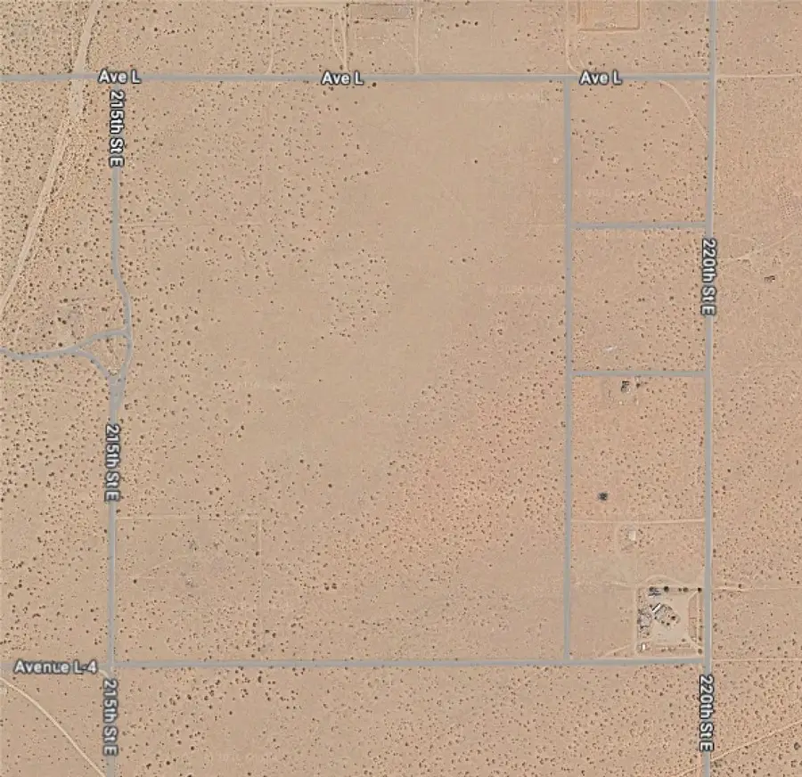 215 Avenue L4, Lancaster, CA 93535 - #1