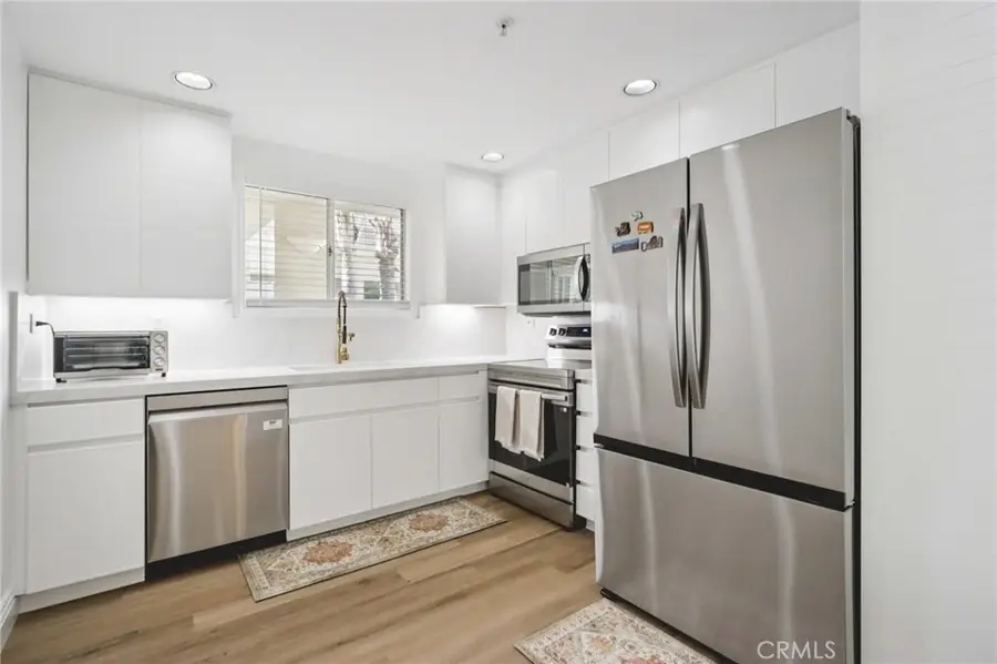 2253 Martin #321, Irvine, CA 92612 - #2