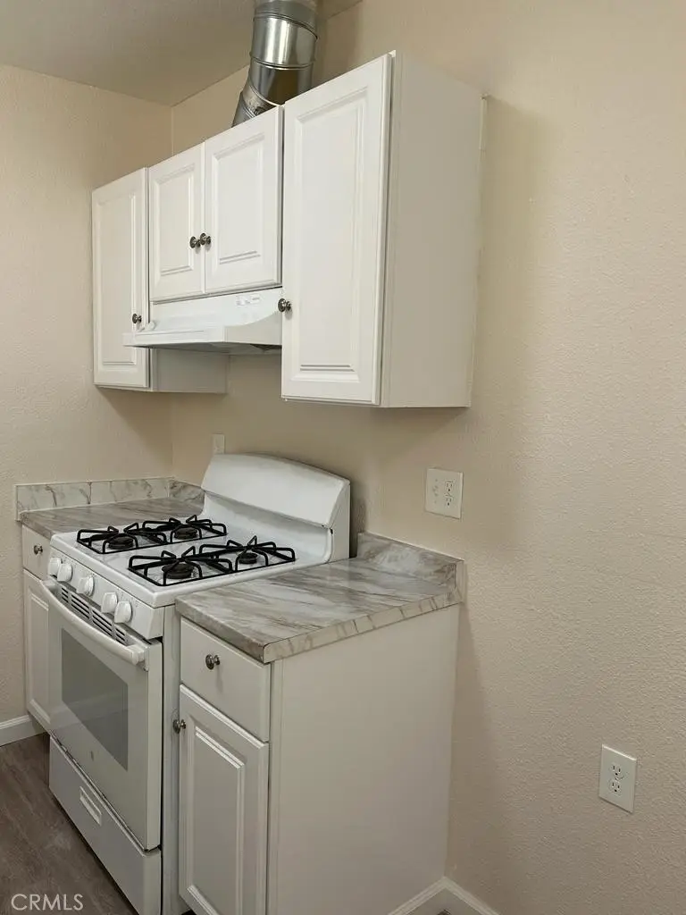 1221 W Brook, Santa Ana, CA 92703 - #2