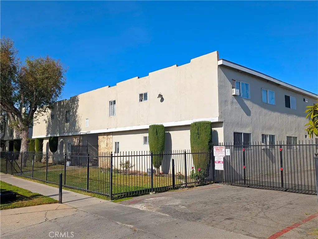 1227 W Brook, Santa Ana, CA 92703 - #1