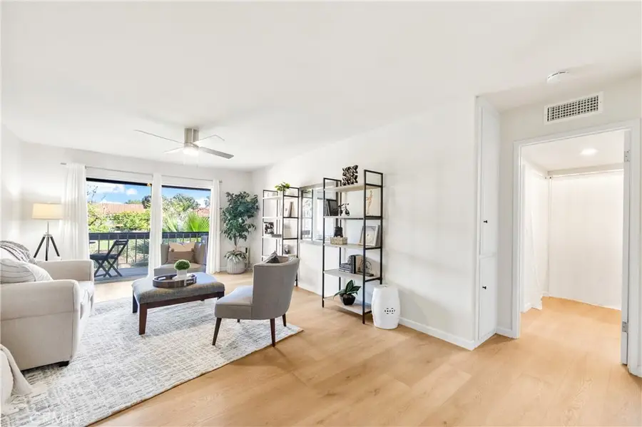 6600 6600 Warner #10, Huntington Beach, CA 92647 - #3